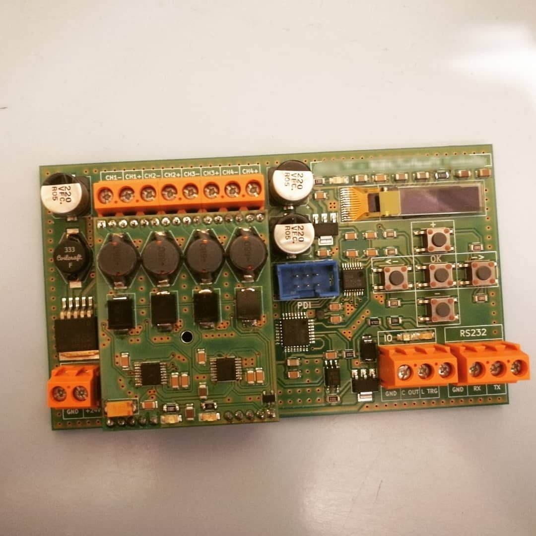 Multichannel camera light controller